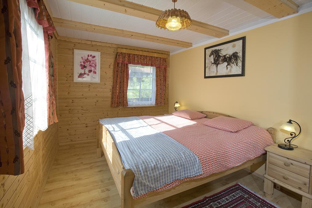 Das Altsteirische Landhaus - La Maison De Pronegg - Feriendomizil Im Biosphaerenpark Wienerwald Pressbaum Δωμάτιο φωτογραφία